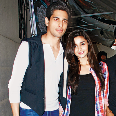 with boyfriend secretly in new york holidays are forbidden actress alia see pictures