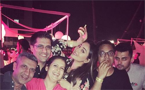 sonakshi in bikini shared his first sailaphi 2016  see pictures