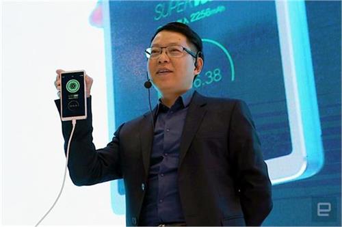 oppo launches new fast charging smartphone