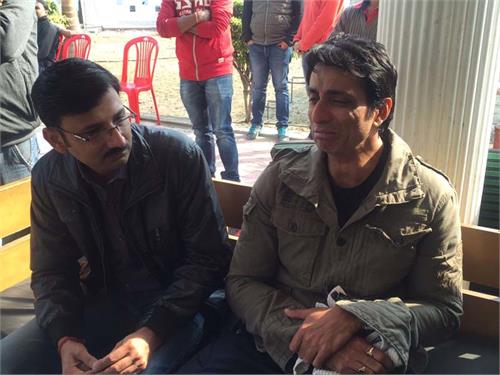 sonu sood father died