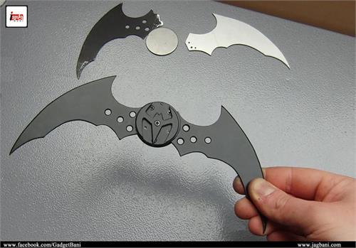 you can make batarang by yourself