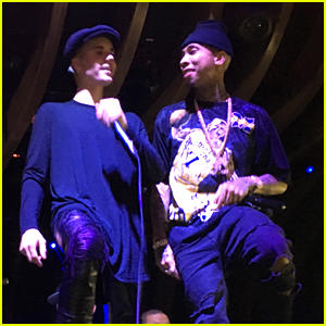 justin bieber surprises l a club with impromptu performance