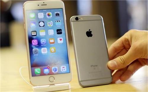 4 inch display iphone vastly cheaper than iphone 6s