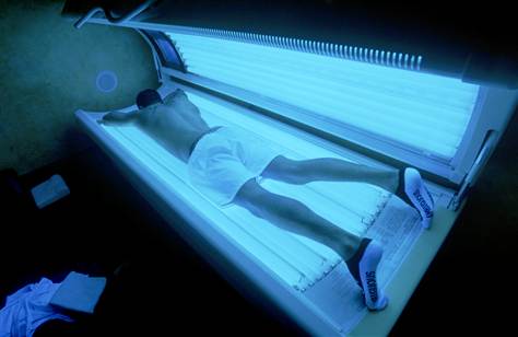 use tanning bed risk of skin cancer