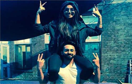 bhumi and ayushmann made a funny dussmash