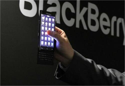 blackberry launches two mid range android smartphones in this year