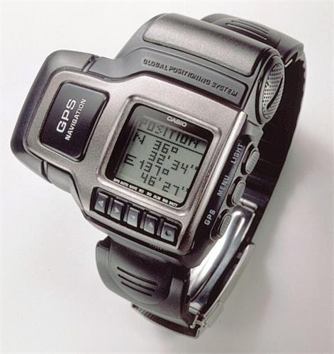 this was world s first smartwatch with built in gps