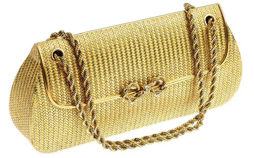 rs 11 lakh jewellery stolen from ludhiana hotel during wedding