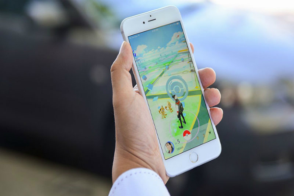 japanese truck driver playing pokemon go kills pedestrian