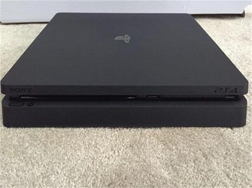 ps4 slim to be launch on next month