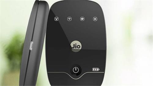 reliance jio now offering new jiofi 4g wireless hotspot with oled display