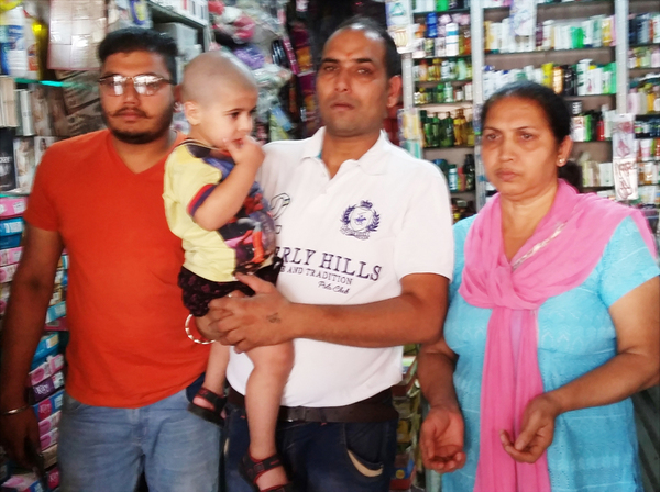 ਸੋਨੇ ਦੀਆਂ ਚੂੜੀਆਂ ਲਾਹ ਕੇ ਫਰਾਰ