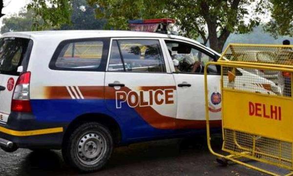 2 policemen arrested  7 suspended