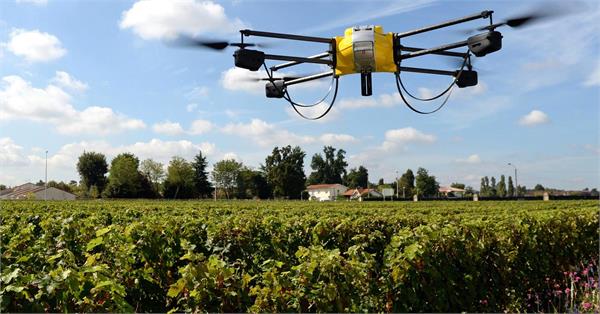 farmers are now taking profit of drones in agriculture