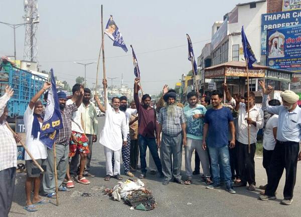 bsp blasts yogi patni  s government