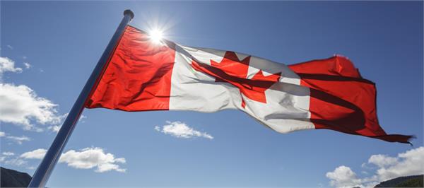 the canadian province has 1 000 new applications for the requested entry entry