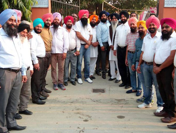 ਜ਼ਿਲੇ ਦੇ 71 ਸਰਕਾਰੀ ਪ੍ਰਾਇਮਰੀ ਸਕੂਲ ਬੰਦ ਕਰਨ ਦੇ ਫੈਸਲੇ ਵਿਰੁੱਧ ਰੋਸ