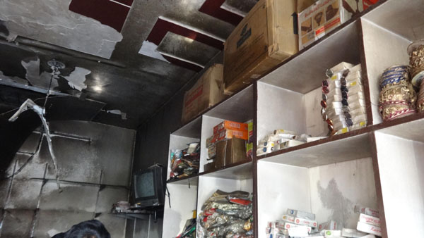 ਬਿਜਲੀ ਦੇ ਸ਼ਾਰਟ ਸਰਕਟ ਕਾਰਨ ਦੁਕਾਨ ''ਚ ਲੱਗੀ ਅੱਗ