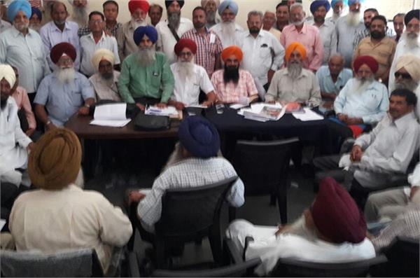 roadways workers protest against demands