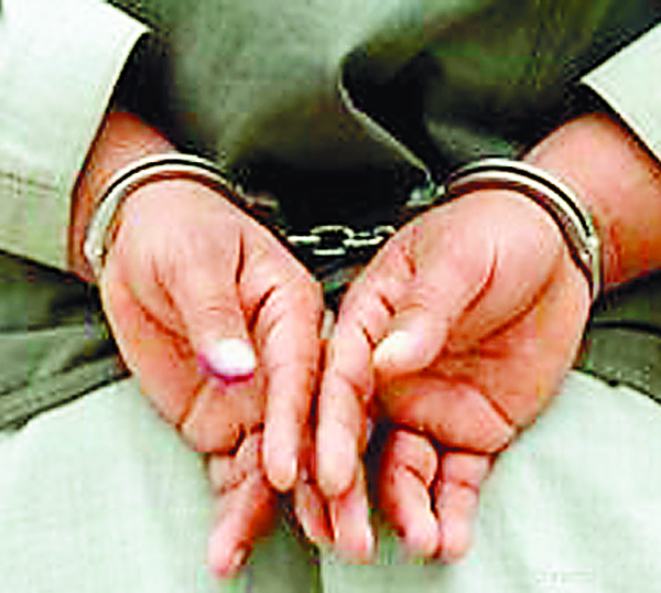 ਨਾਜਾਇਜ਼ ਸ਼ਰਾਬ ਸਣੇ ਵਿਅਕਤੀ ਗ੍ਰਿਫਤਾਰ