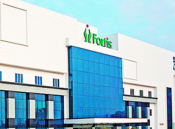 ਫੋਰਟਿਸ ਹਸਪਤਾਲ ਵਲੋਂ ਲਾਸ਼ ਨਾ ਦੇਣ ''ਤੇ ਪਰਿਵਾਰ ਨੇ ਕੀਤਾ ਹੰਗਾਮਾ