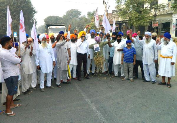 farmers flayed against taxing tractors  modi government image