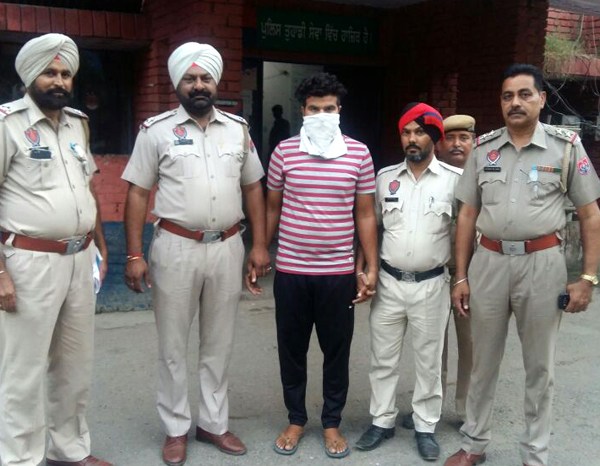 ਬਜ਼ੁਰਗ ਜੋੜੇ ਦੇ ਅਗਵਾ ਕਰਨ ਤੋਂ ਲੈ ਕੇ ਹਰੀਸ਼ ਦੀ ਹੱਤਿਆ ''ਚ ਸ਼ਾਮਲ ਰੋਮੀ ਵਰਮਾ ਗ੍ਰਿਫਤਾਰ