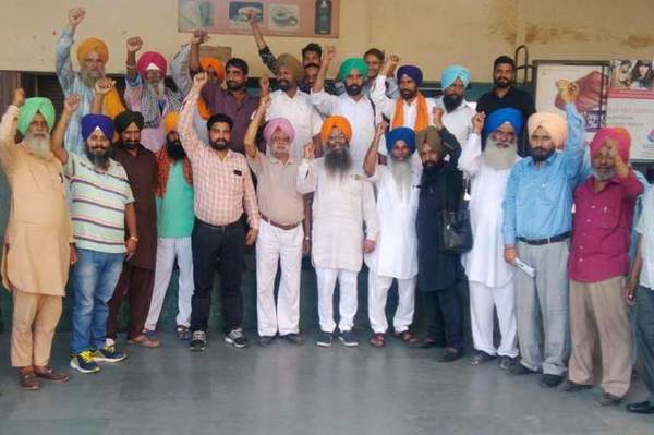 ਨਿੱਜੀ ਬੱਸ ਕੰਪਨੀਆਂ ਦੇ ਮਾਲਕਾਂ ਖਿਲਾਫ ਰੋਸ ਪ੍ਰਦਰਸ਼ਨ