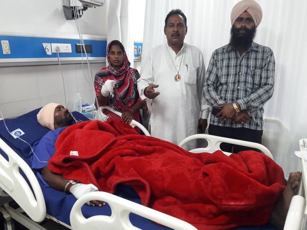ਤੇਜ਼ਧਾਰ ਹਥਿਆਰ ਦੀ ਨੋਕ ''ਤੇ ਜਬਰ-ਜ਼ਨਾਹ ਕਰਨ ਦੇ ਲਾਏ ਦੋਸ਼