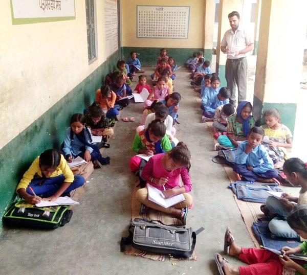 government school open on holiday