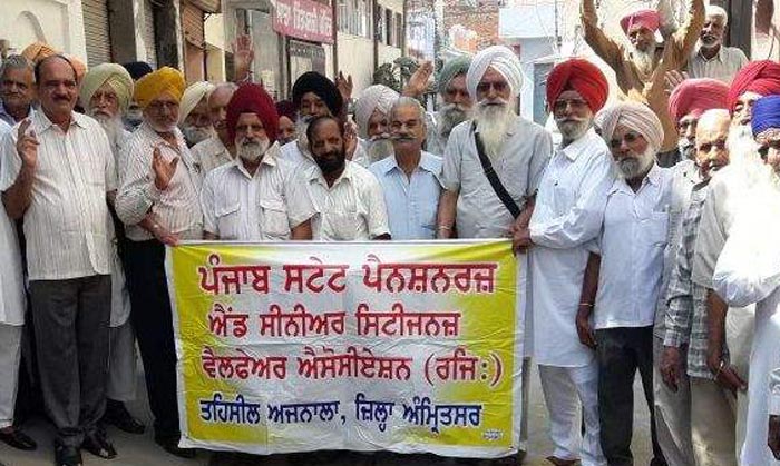 ਪੰਜਾਬ ਸਰਕਾਰ ਦੇ ਸਾਬਕਾ ਮੁਲਾਜ਼ਮਾਂ ਦਾ ਗੁੱਸਾ ਫੁੱਟਿਆ