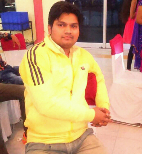 ਆਰ. ਐੱਸ. ਐੱਸ. ਦੇ ਸਵੈਮ ਸੇਵਕ ਦੀ ਰੇਲ ਟ੍ਰੈਕ ਤੋਂ ਮਿਲੀ ਲਾਸ਼
