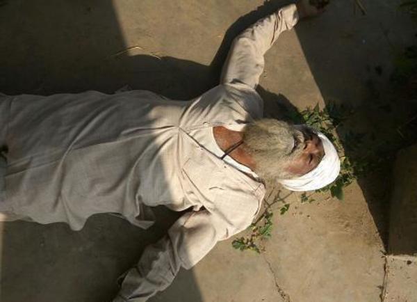 the body of a farmer from tubewell