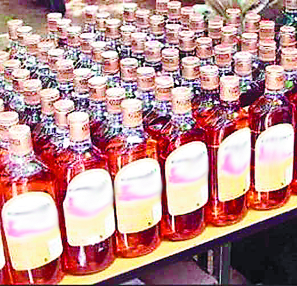 ਪੁਲਸ ਨੇ ਭਾਰੀ ਮਾਤਰਾ ''ਚ ਨਸ਼ੀਲੇ ਪਦਾਰਥ ਕੀਤੇ ਬਰਾਮਦ