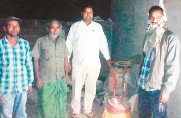 ਘਰ ''ਚੋਂ ਸਾਮਾਨ ਚੋਰੀ