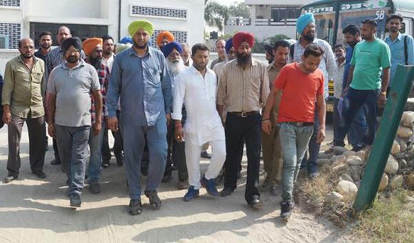 roadways employees of badals bus company