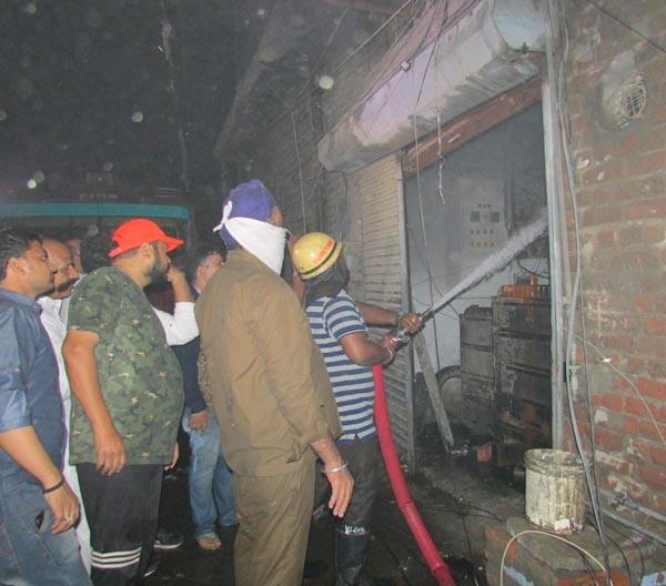 fire at cloth factory