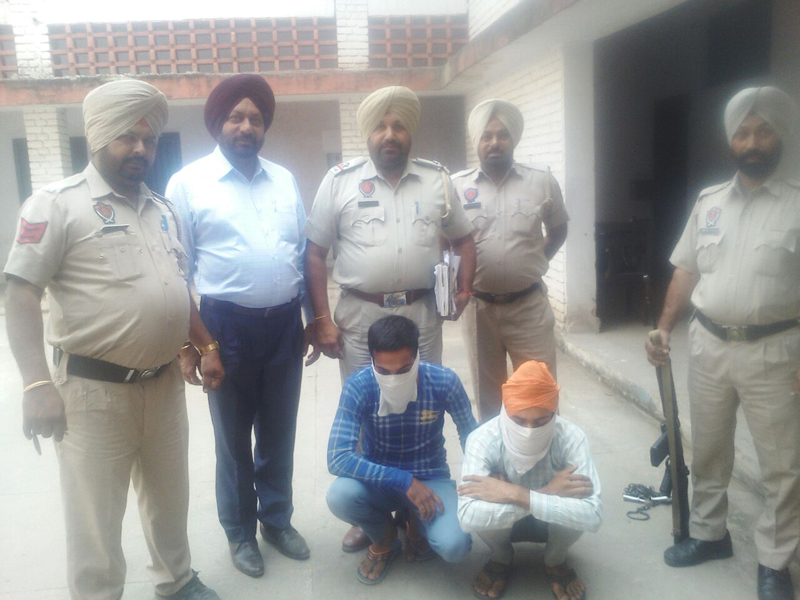 ਥੱਪੜ ਮਾਰ ਕੇ ਲੜਕੀ ਦਾ ਮੋਬਾਈਲ ਖੋਹਣ ਵਾਲੇ 2 ਨੌਜਵਾਨ ਕਾਬੂ