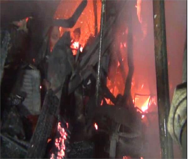 fire in the h d food mill