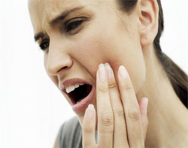 use these home remedies to get rid of dental pain