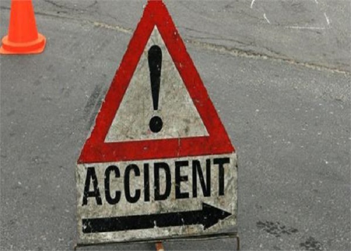 ਦੋ ਮੋਟਰਸਾਈਕਲਾਂ ਦੀ ਟੱਕਰ ''ਚ ਇਕ ਦੀ ਮੌਤ, ਇਕ ਜ਼ਖਮੀ