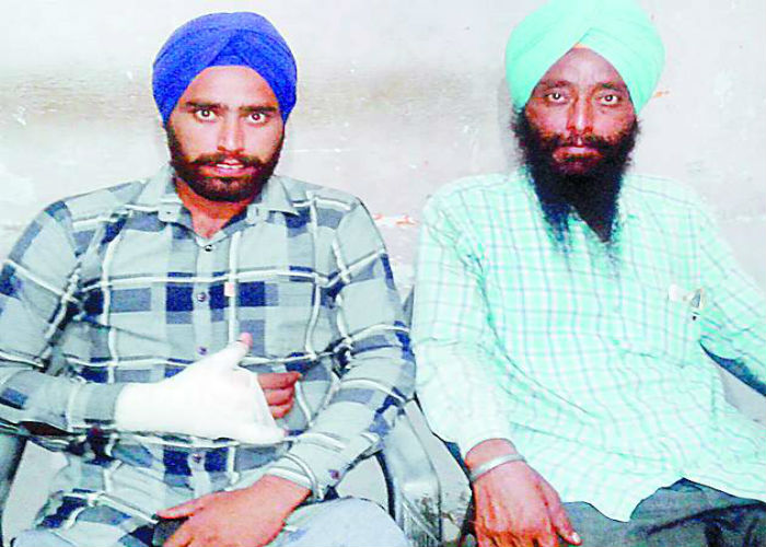 ਅੱਧੀ ਰਾਤ ਨੂੰ ਘਰ ''ਚ ਦਾਖਲ ਹੋਏ ਨੌਜਵਾਨ ਖਿਲਾਫ ਕਾਰਵਾਈ ਦੀ ਮੰਗ