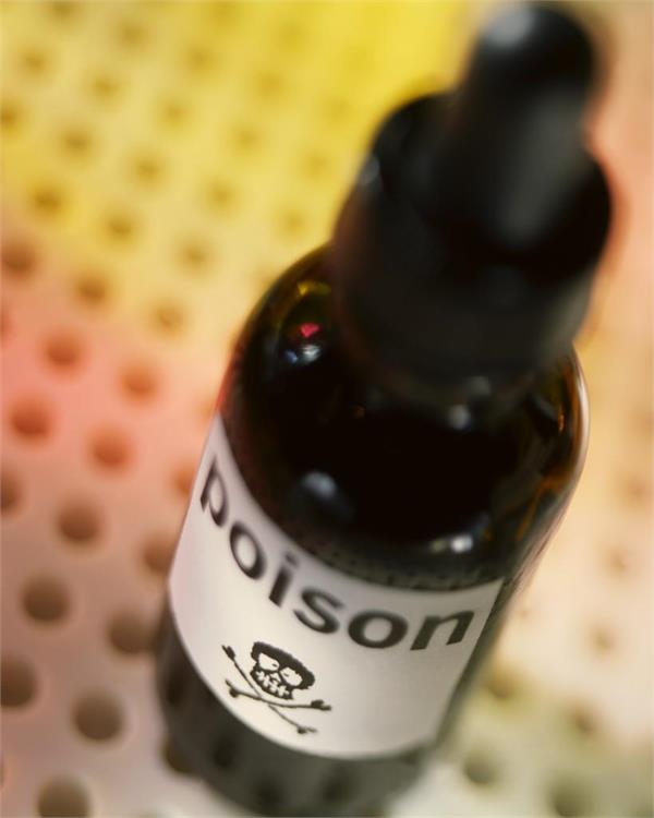 student  poison  suicide