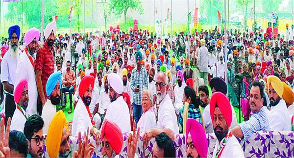 punjab  poverty  manpreet badal