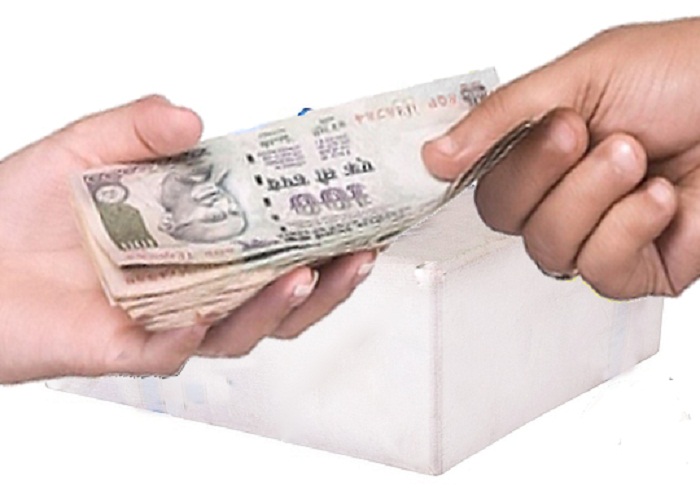 GST ਤੋਂ ਬਚਣ ਲਈ ਕੈਸ਼ ''ਚ ਪੇਮੇਂਟ ਕਰਨ ਦੀ ਸਲਾਹ ਦੇ ਰਹੇ ਹਨ ਕਾਰੋਬਾਰੀ