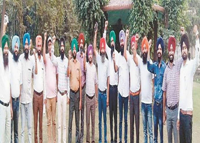 800 ਸਰਕਾਰੀ ਸਕੂਲਾਂ ਨੂੰ ਬੰਦ ਕਰਨ ਦਾ ਫੈਸਲਾ ਮੰਦਭਾਗਾ : ਬਾਠ