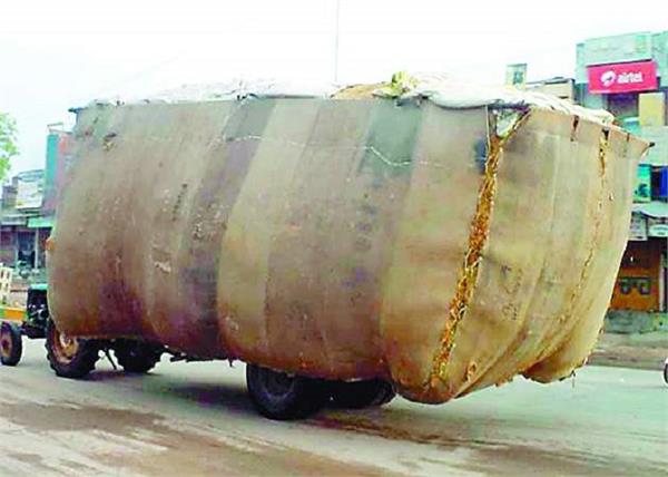 straw overload trolleys