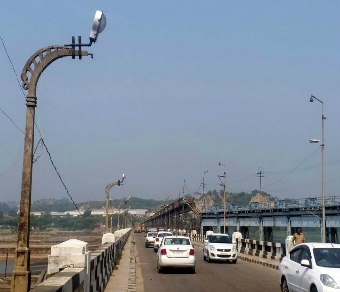 ਸ਼ਾਮ ਹੁੰਦੇ ਹੀ ਹਨ੍ਹੇਰੇ ''ਚ ਡੁੱਬ ਜਾਂਦੀ ਹੈ ਸੈਰਗਾਹ