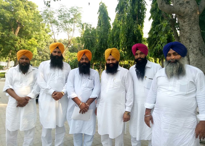 ਟਰੈਕਟਰ ''ਤੇ ਟੈਕਸ ਲਗਾਉਣਾ ਮੋਦੀ ਸਰਕਾਰ ਨੂੰ ਪਵੇਗਾ ਮਹਿੰਗਾ : ਵਿਰਕ, ਸੇਖੋਂ