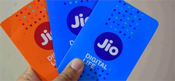 reliance jio likely to raise rates every few months